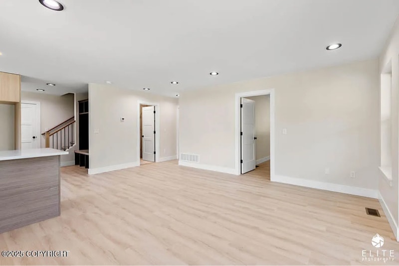 Building Photo - 1401 Holland Ave