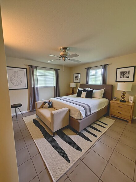 Digital Staged Room - 2427 NW Holiday Ct