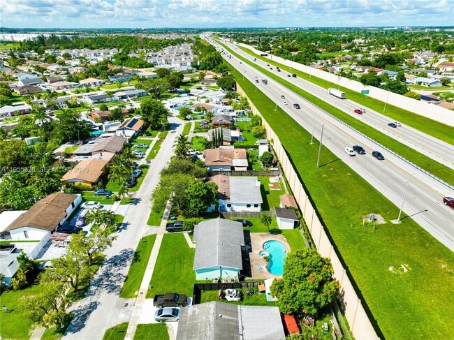 Building Photo - 26234 SW 128th Ct