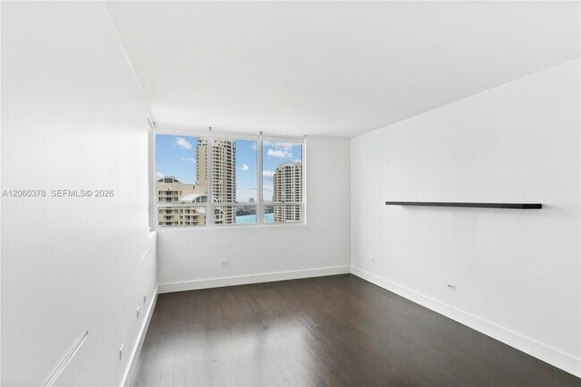 Building Photo - 801 Brickell Key Blvd