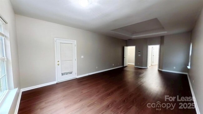 Building Photo - 2442 Windsor Chase Dr