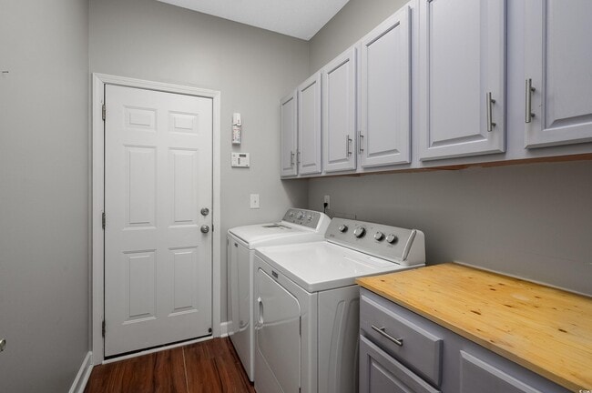 Building Photo - 110 Ashworth Dr