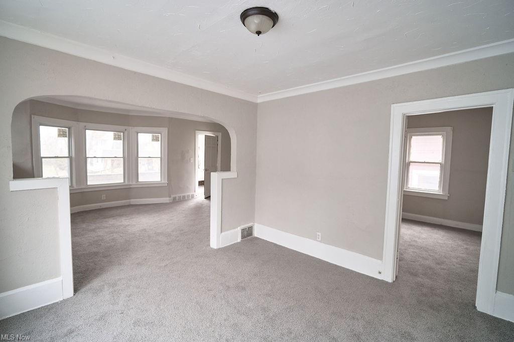 Building Photo - 3652 E 151st St