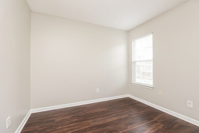 Building Photo - 1115 Sima Shabat Ct