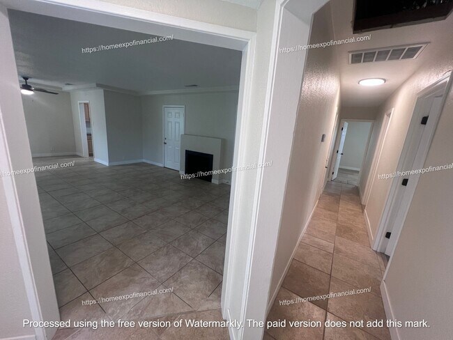 Building Photo - Nice Home For Rent