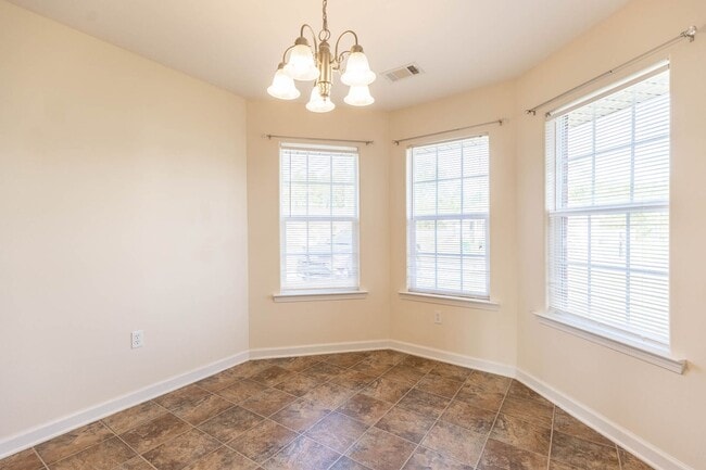 Building Photo - ST. MARTIN SCHOOL DISTRICT - 3 BED 2 BATH ...