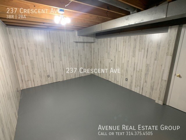 Building Photo - 237 Crescent Ave