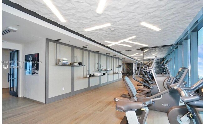 Building Photo - 1451 Brickell Ave