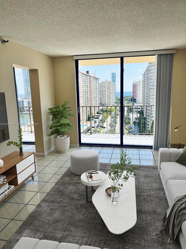 Building Photo - 290 174th St St