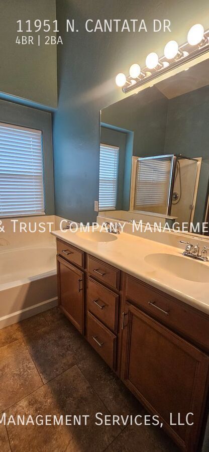 Building Photo - 11951 N Cantata Dr