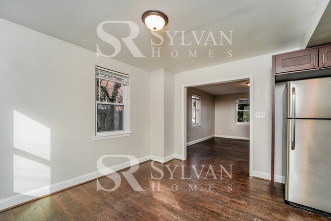 Building Photo - 8504 Willow Oak Rd