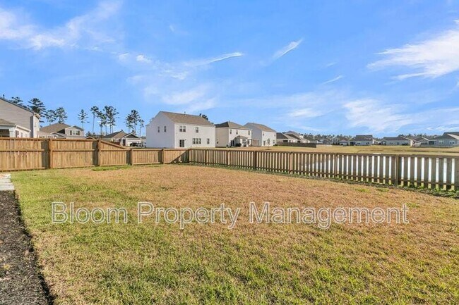 Building Photo - 507 Sybilwood Ln