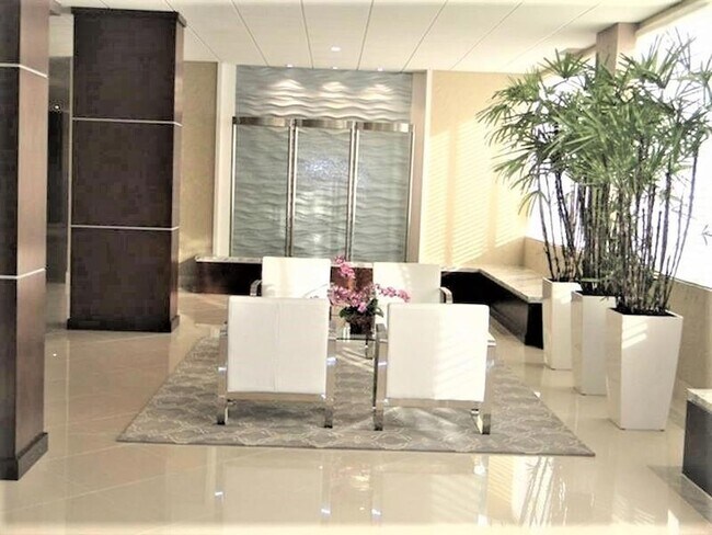 Building Photo - 4250 Galt Ocean Dr