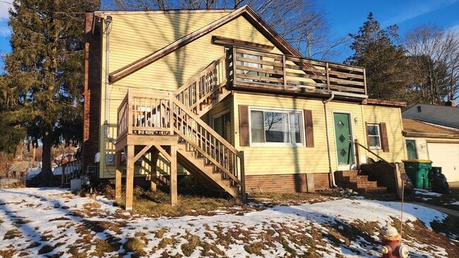 Building Photo - 39 Elmwood St