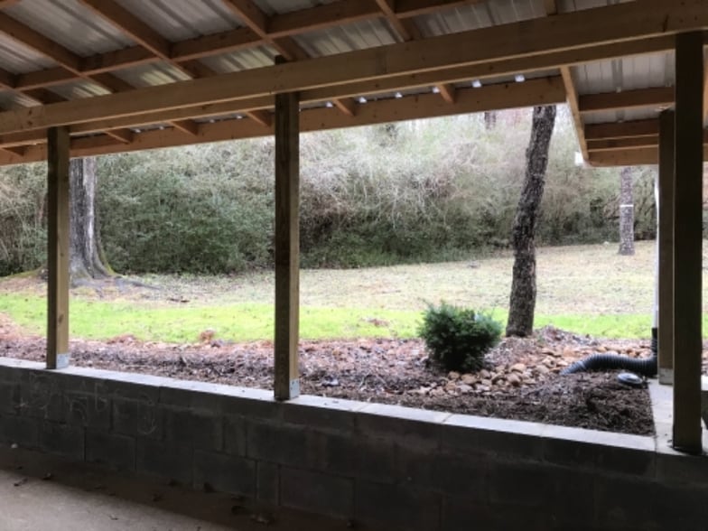 Building Photo - 7551 Leemont Dr