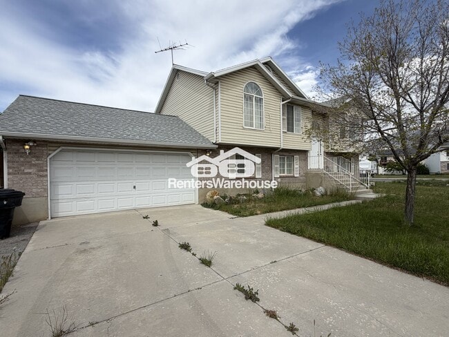 Building Photo - 1442 W 730 S St