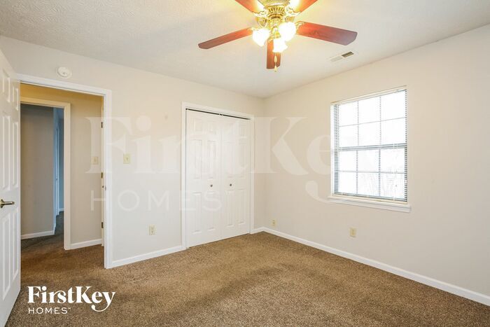 Building Photo - 5009 Harpers Ln