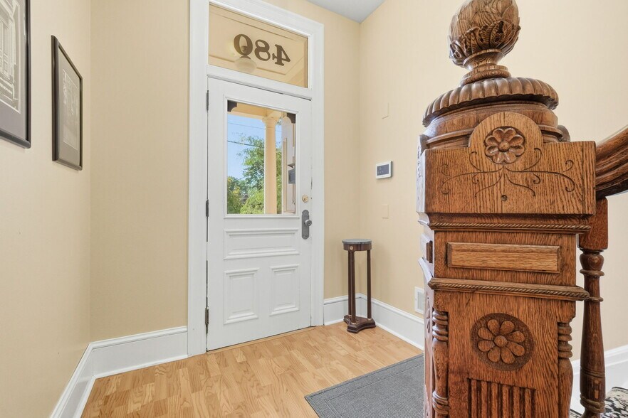 Building Photo - 480 Orchard Ave