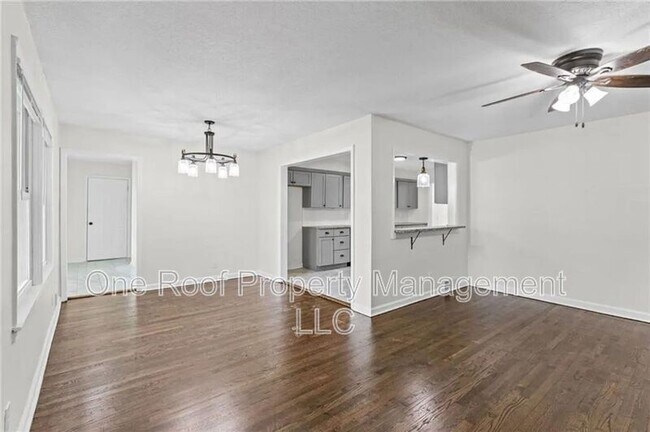 Building Photo - 8105 E 80th Terrace