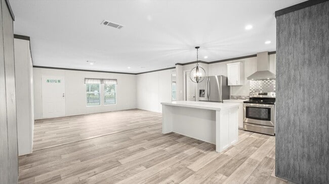 Building Photo - 30239 Clearview Dr