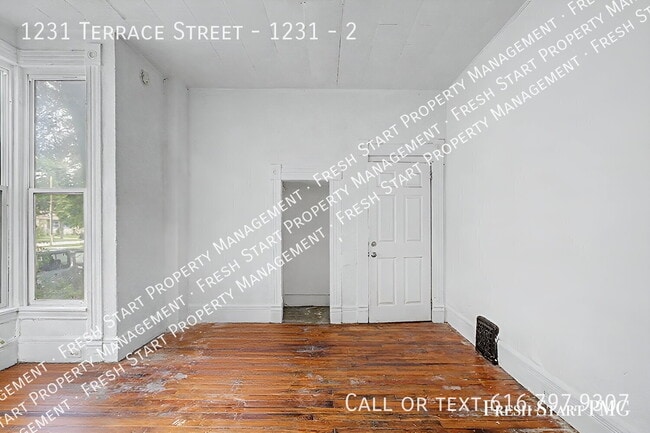 Building Photo - 1231 Terrace St