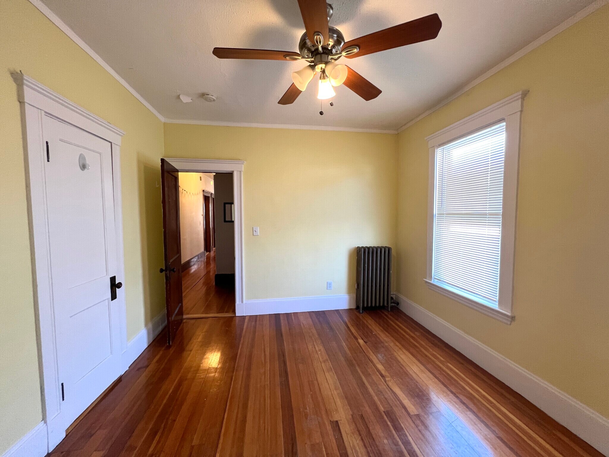 Building Photo - 224 Holland St