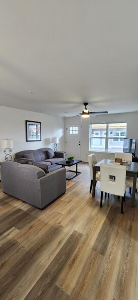 Building Photo - 15544 Finley Way