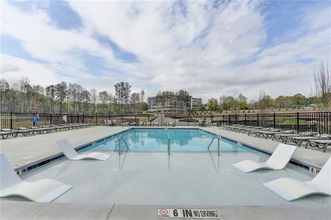 Building Photo - 106 Pinecone Pkwy