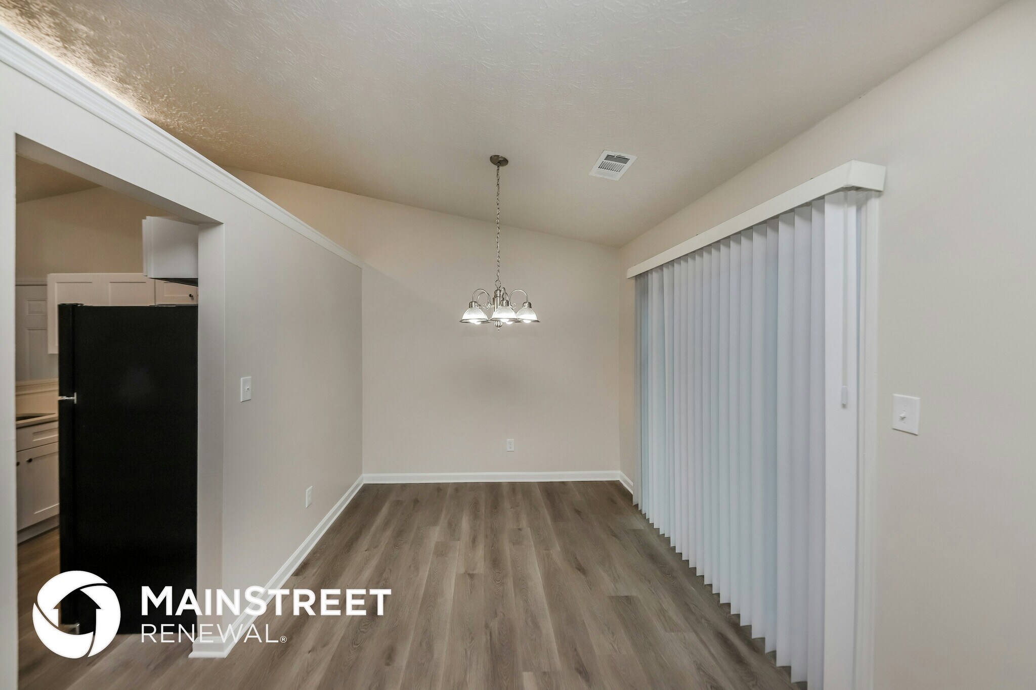 Building Photo - 1357 Ling Dr