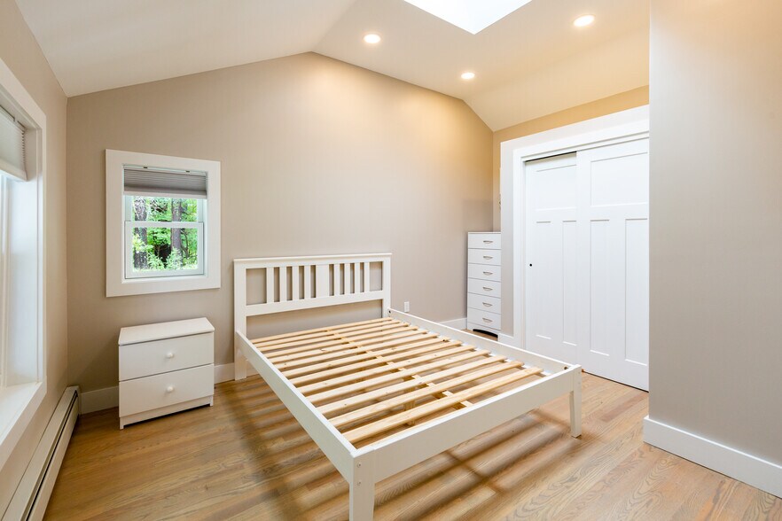 Bedroom 2 - 629 Storrs Rd