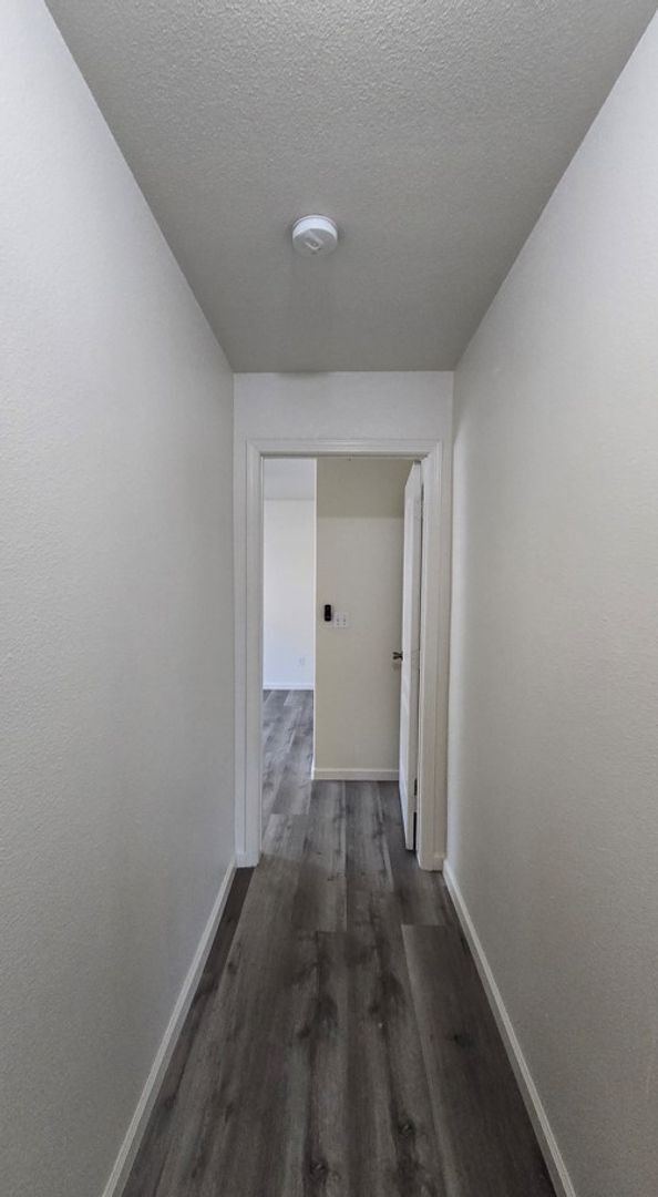 Building Photo - 6124 Royal Coach Cir