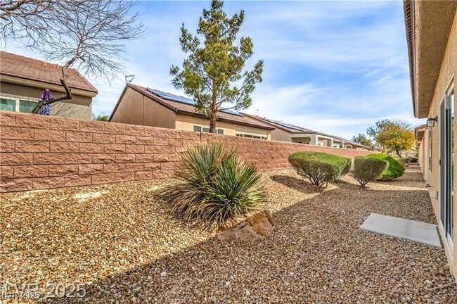 Building Photo - 3520 Kittiwake Rd