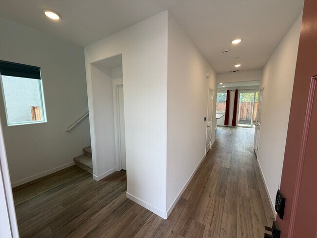 Building Photo - 3 Bedroom | 2.5 Bathroom | New single family home