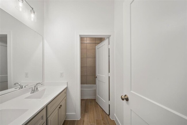 Building Photo - 21254 Black Gap Wildlife Dr