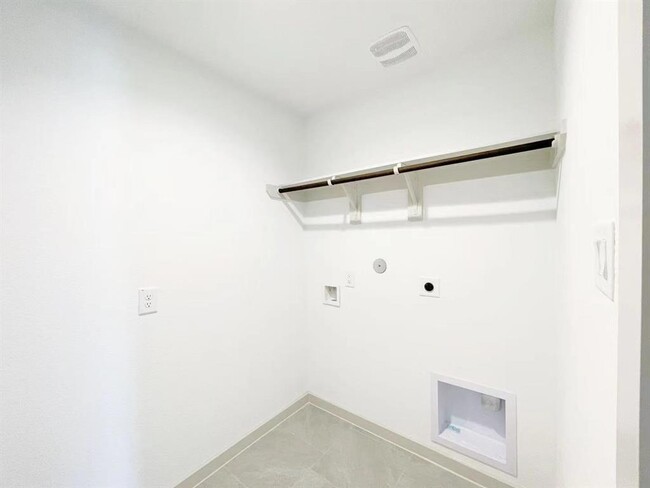 Building Photo - 18815 Oswin Haven Ln