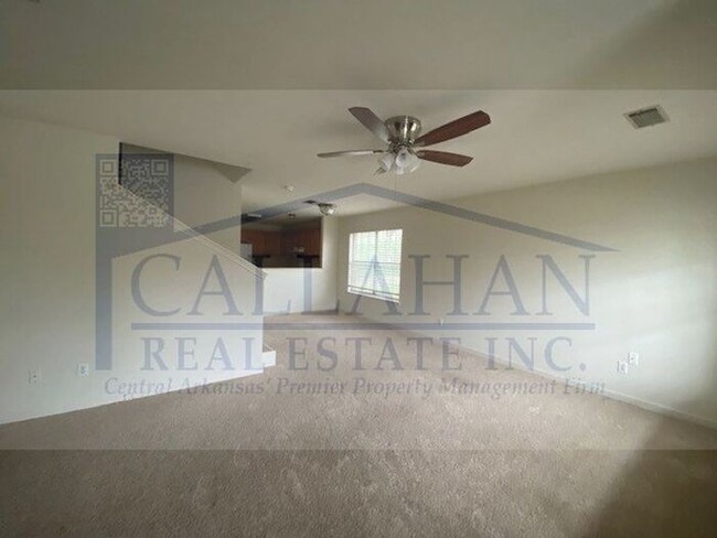 Building Photo - Sherwood 2 Bedroom Townhome