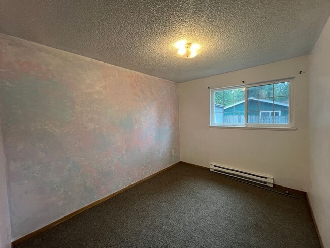 Building Photo - 11759 Gable Ave SW