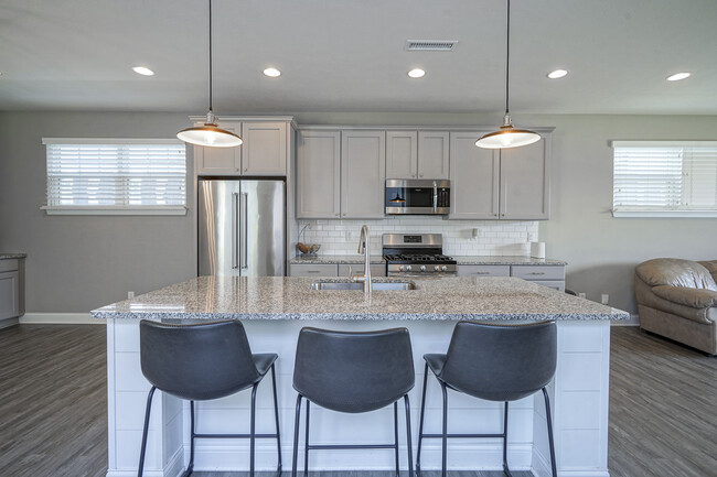 Building Photo - 7228 Broadacre Ct