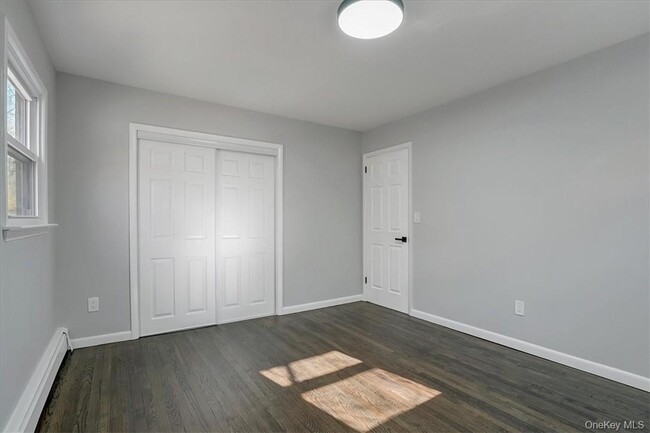 Building Photo - 1 Intervale Ave