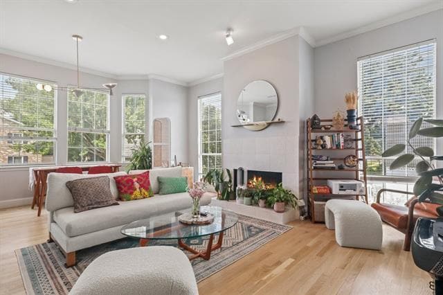 Building Photo - 4106 Newton Ave