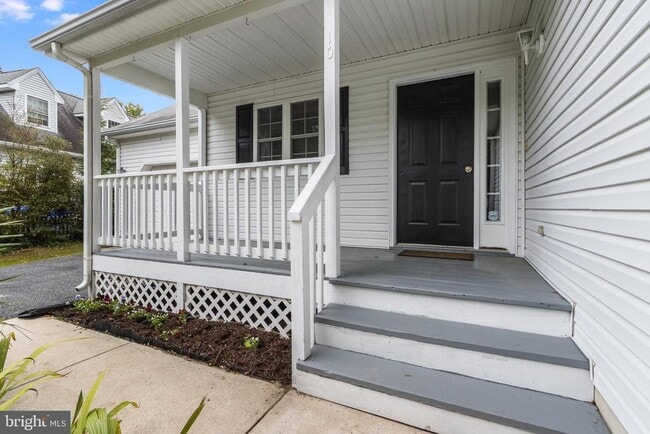 Building Photo - 37487 Burton Ct