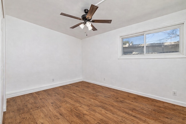 Building Photo - 2501 A Ave