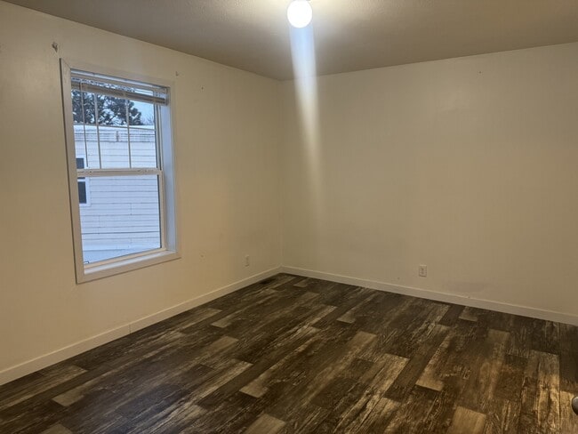 Building Photo - 44 Claremont St