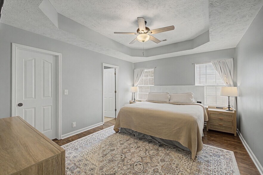 Building Photo - 401 Niagra Ln