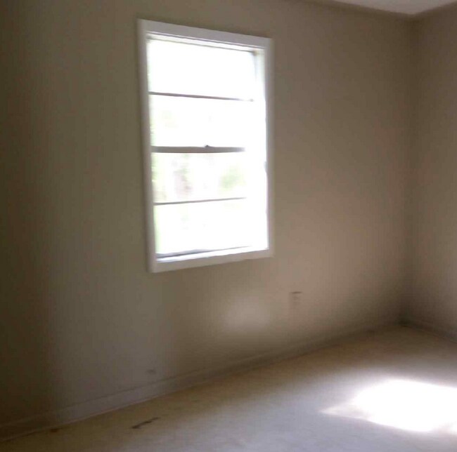 Building Photo - 110 Kenny Ln