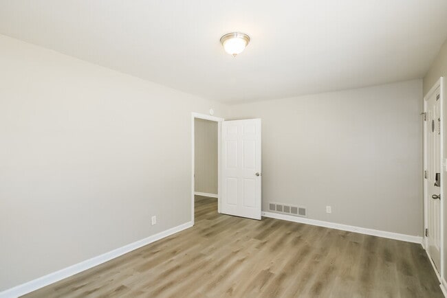 Building Photo - 6276 Harbin Woods Dr