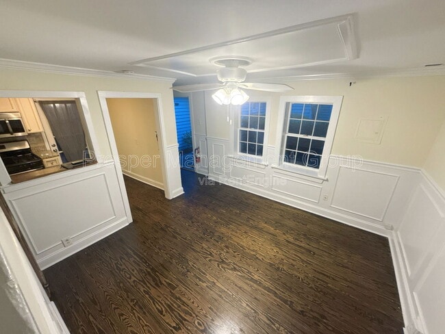 Building Photo - 70 Radcliffe St