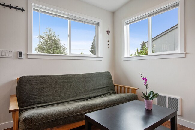 Optional studio cottage. - 431 Athol Ave