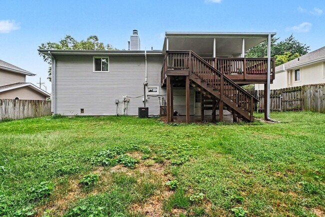 Building Photo - 302 Prospect Dr