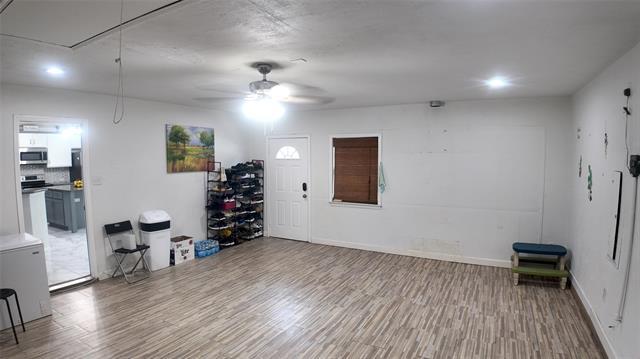 Building Photo - 903 Hemingway Ct